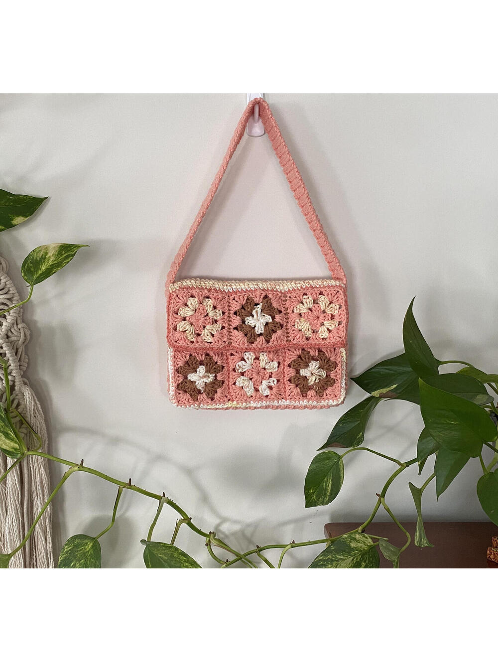 Peaches & Cream Crochet Granny Square Shoulder Bag